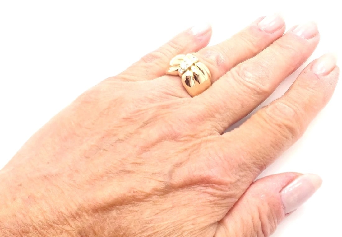 Rare! Authentic Van Cleef & Arpels 18k Yellow Gold Diamond Bow Design Band Ring - 9