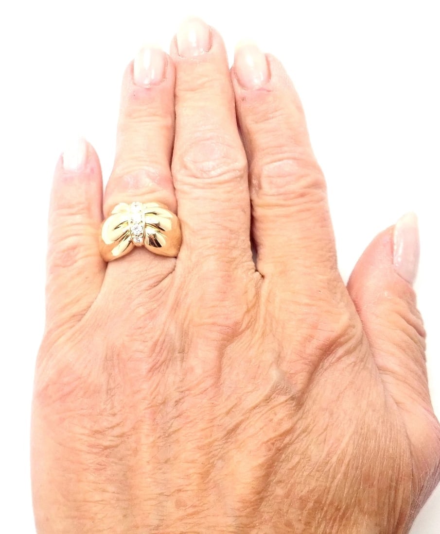 Rare! Authentic Van Cleef & Arpels 18k Yellow Gold Diamond Bow Design Band Ring - 8