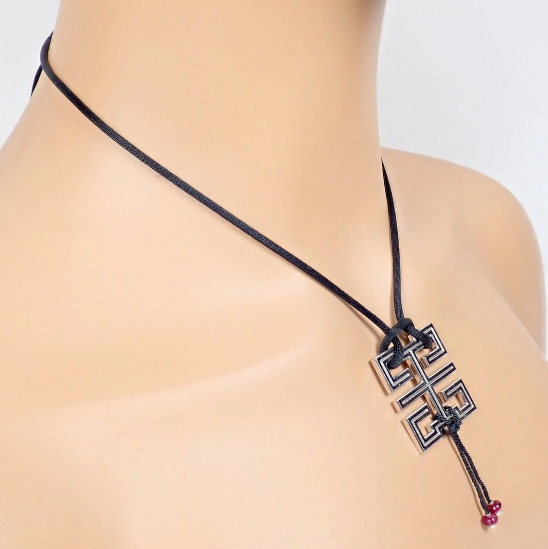 Authentic! Cartier Le Baiser Du Dragon 18k White Gold Ruby Silk Cord Necklace - 12