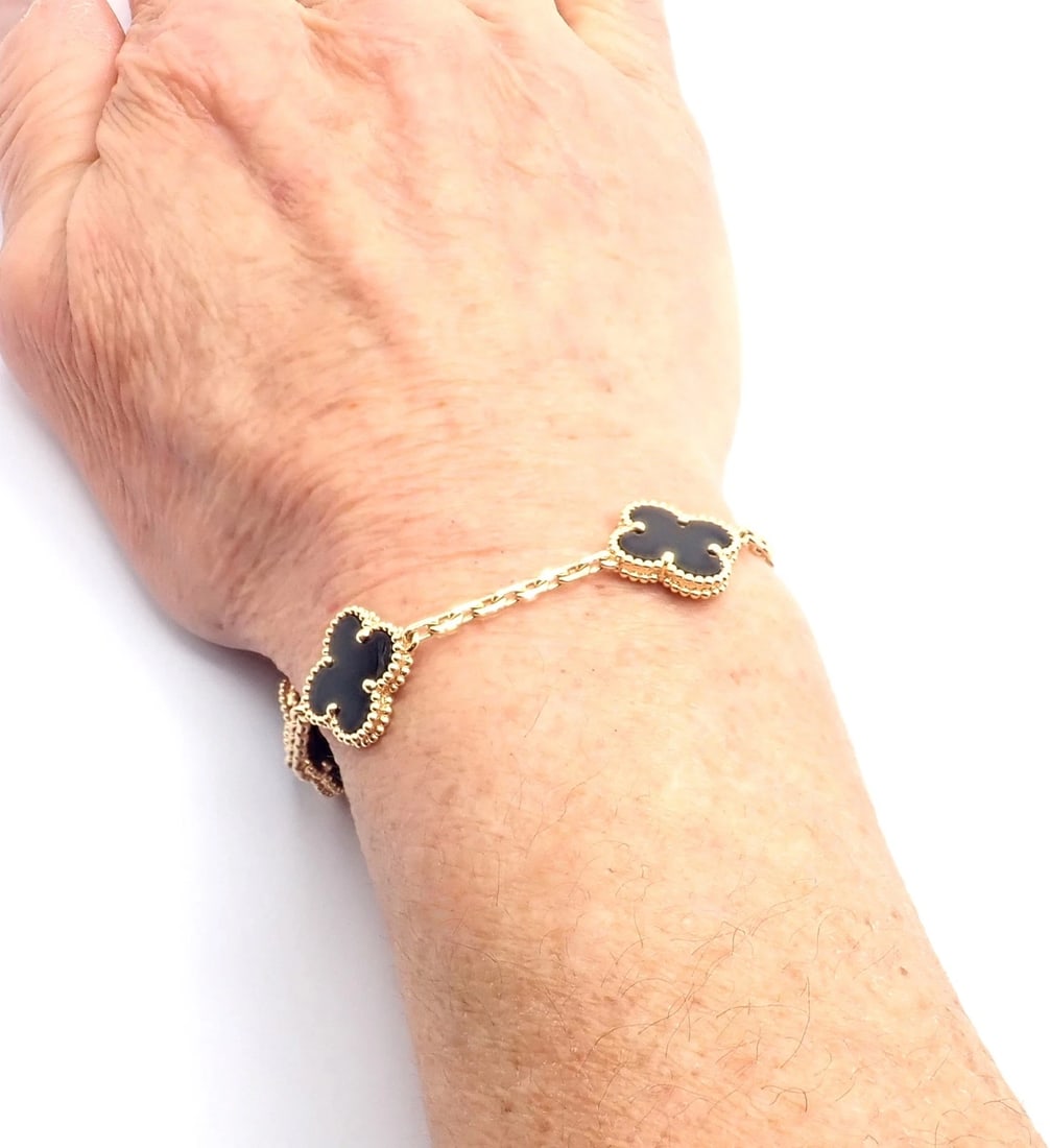 Authentic! Van Cleef & Arpels 18k Yellow Gold 5 Motif Onyx Alhambra Bracelet - 9