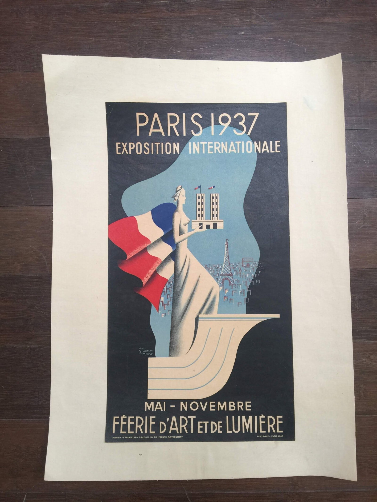 Paris 1937 - Art By Bouissoud (1937) 9.875x18 French Exposition Poster LB: Paris 1937 - Art By Bouissoud (1937) 9.875x18 French Exposition Poster LB Reserve: $553.00 Shipping: Domestic: Flat-rate of $28.00 to anywhere within the contiguous U.S. International: Foreign