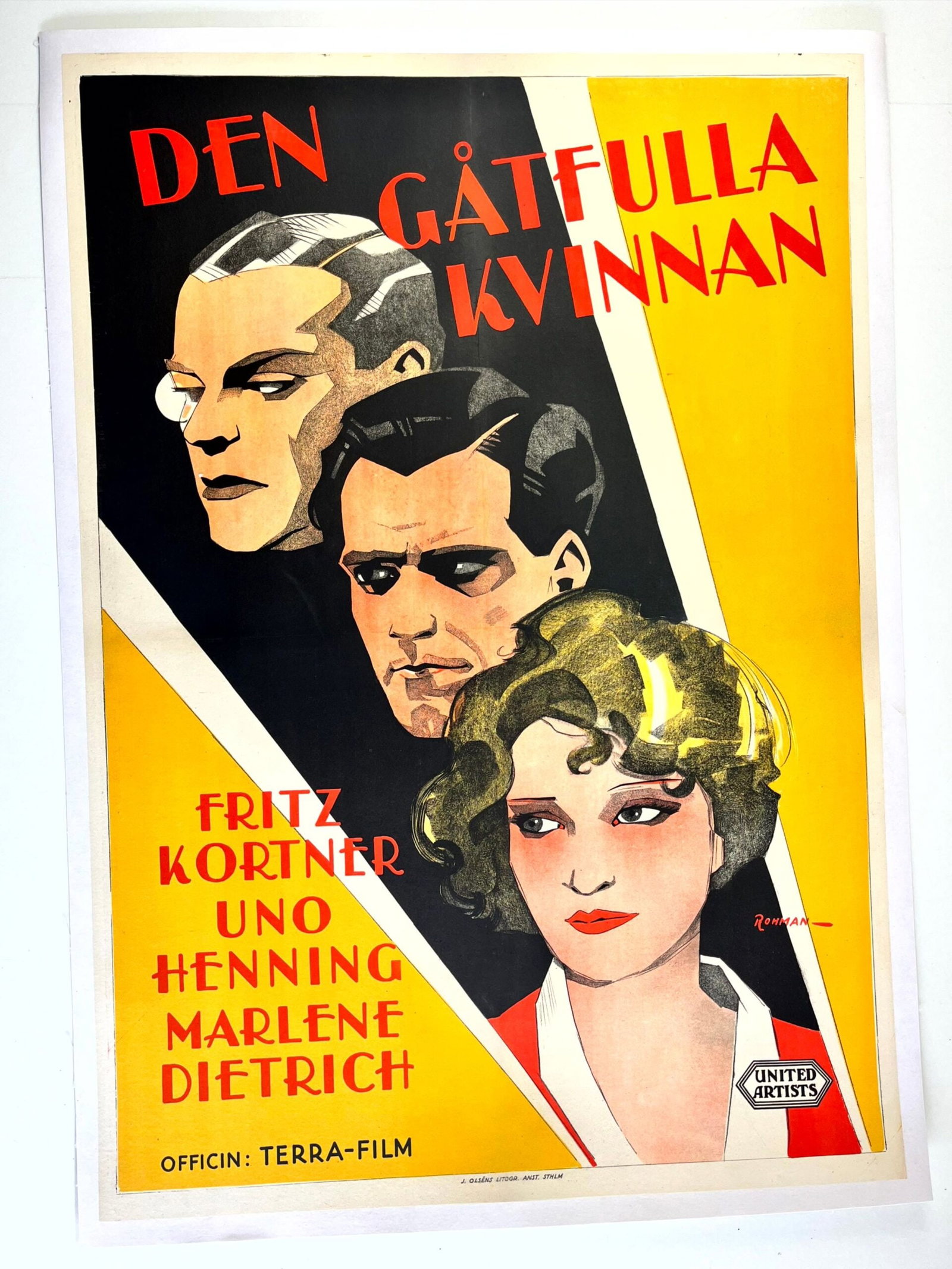 Three Loves - Marlene Dietrich before US - Art by Rohman (1929) Swedish One Sheet Movie Poster LB: Three Loves - Marlene Dietrich before US - Art by Rohman (1929) Swedish One Sheet Movie Poster LB Reserve: $553.00 Shipping: Domestic: Flat-rate of $70.00 to anywhere within the contiguous U.S. Intern
