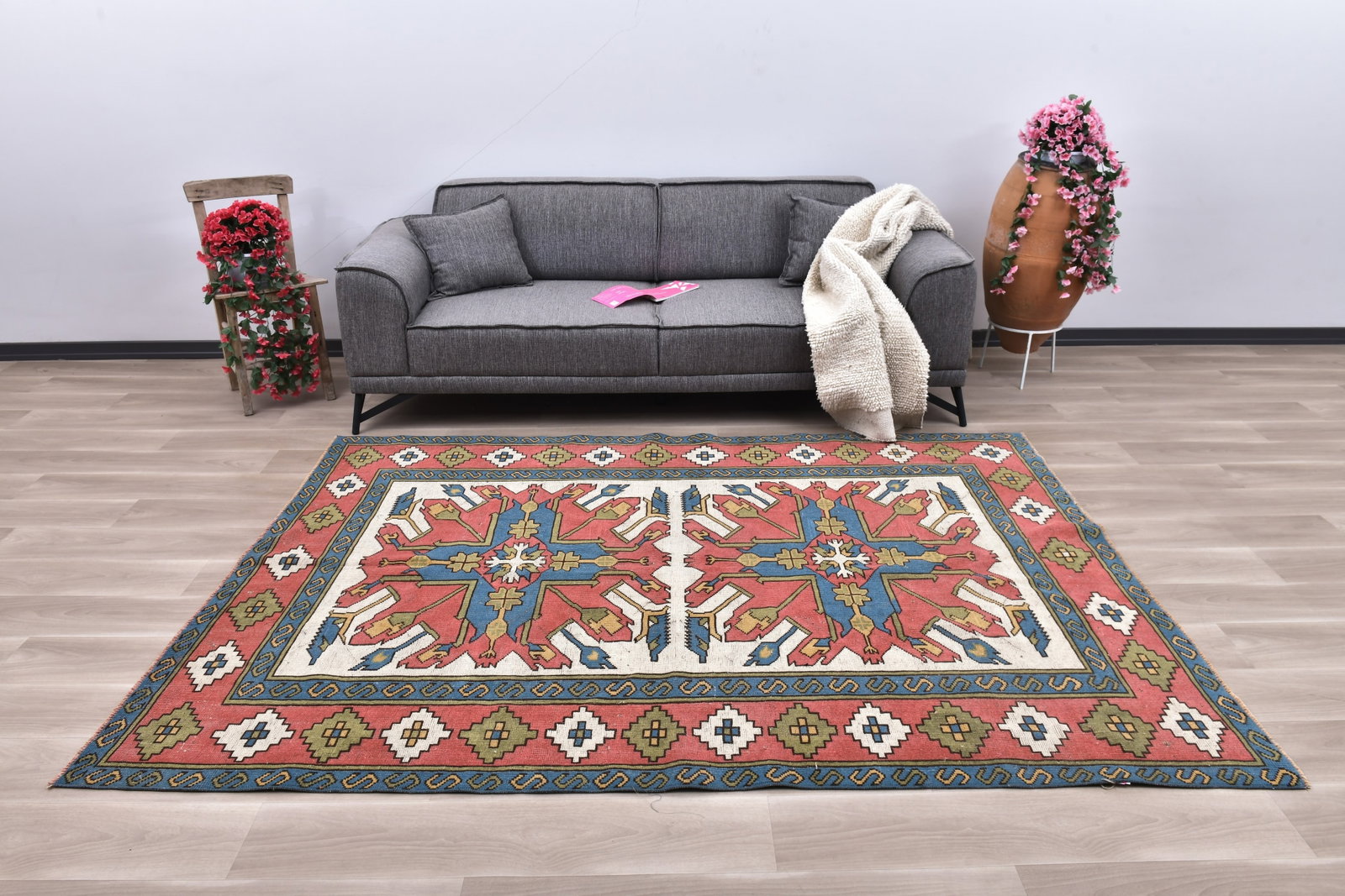 6'1'' x 8'1'' Handmade Vintage Wool Rug - 242322: Title: 6'1'' x 8'1'' Handmade Vintage Wool Rug - 242322 Description:6'1'' x 8'1'' Handmade Vintage Wool Rug - 242322 Origin:Turkiye Date/Period:1960-90 Materials:Wool,Cotton Dimension:6'1''x8'1'' ft,