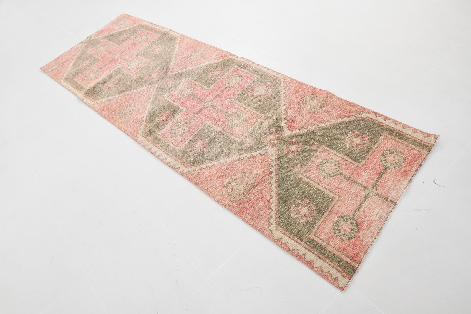 2'11'' x 8'11'' Vintage Wool Runner Rug - 20604 - 16