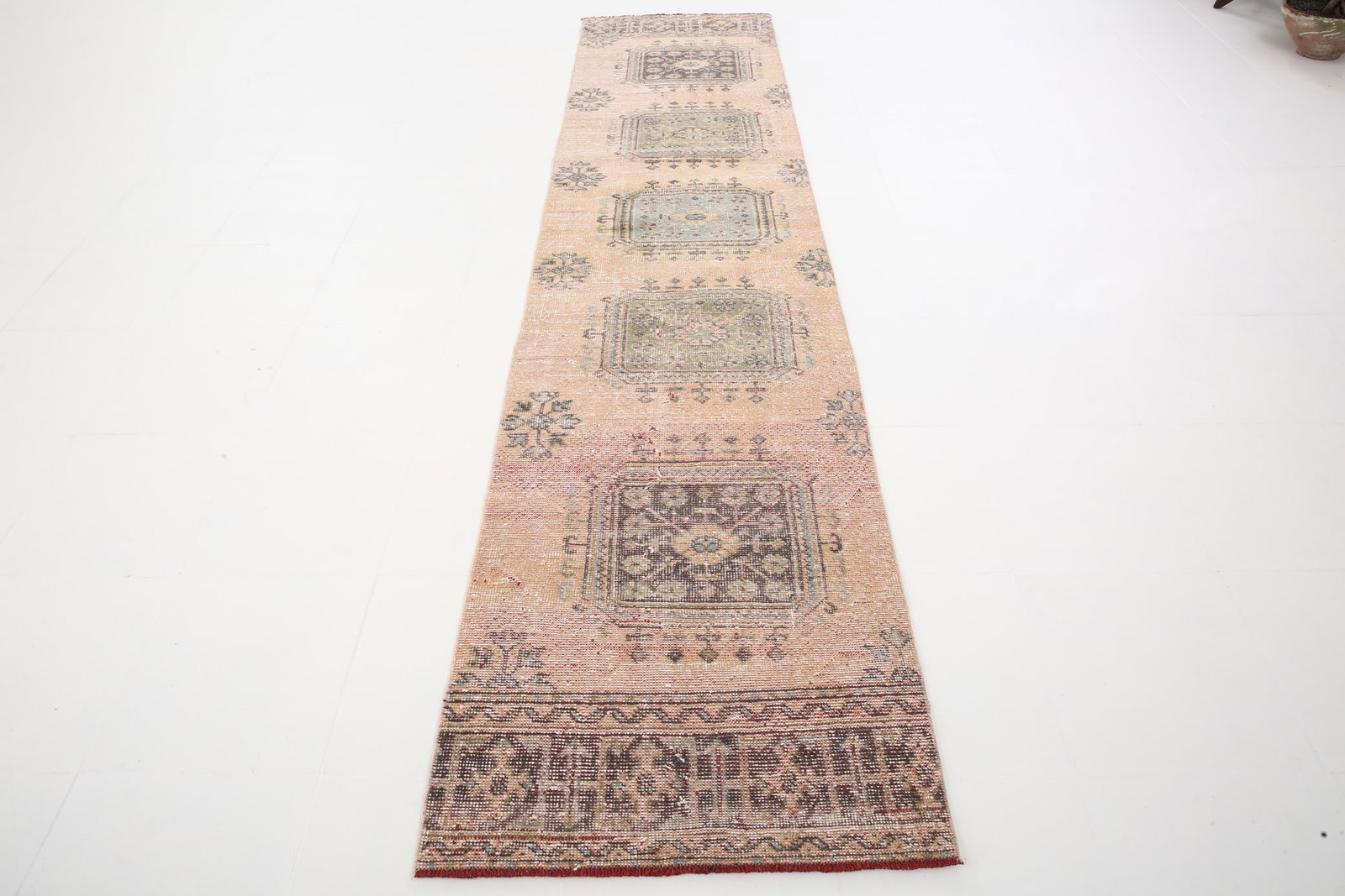 2'8'' x 11'9'' Turkish Vintage Runner Rug - 5329 - 2