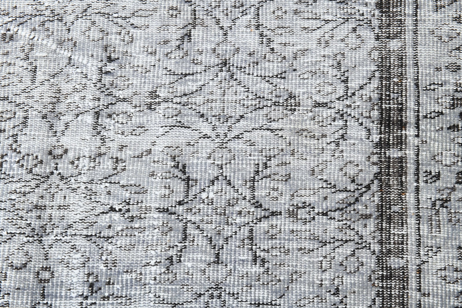 4'10'' x 8'11'' Handmade Vintage Wool Rug - 2988 - 8