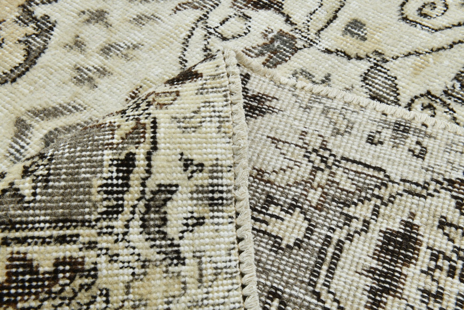 6'6'' x 9'8'' Handmade Vintage Wool Rug - 21498 - 14