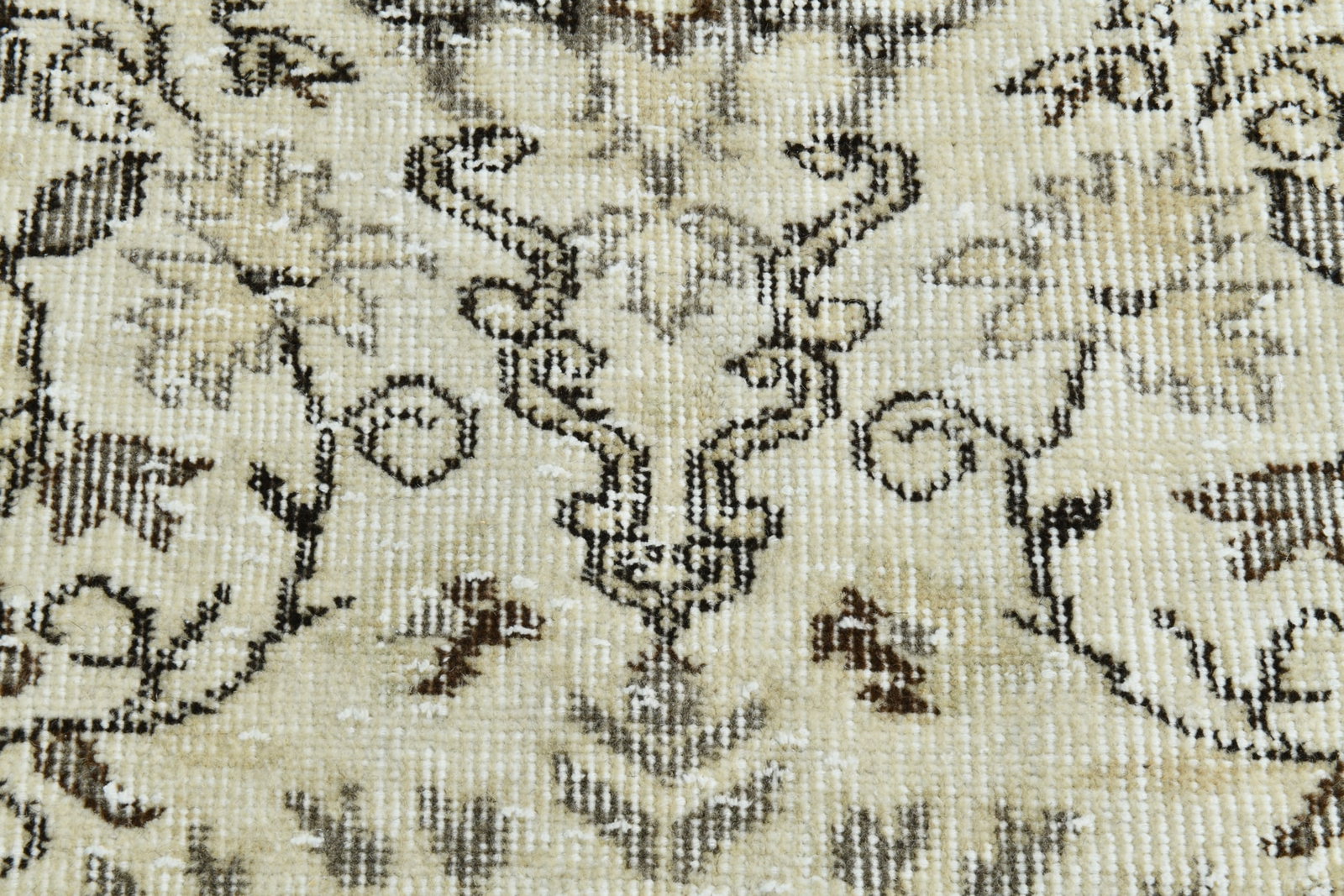 6'6'' x 9'8'' Handmade Vintage Wool Rug - 21498 - 8