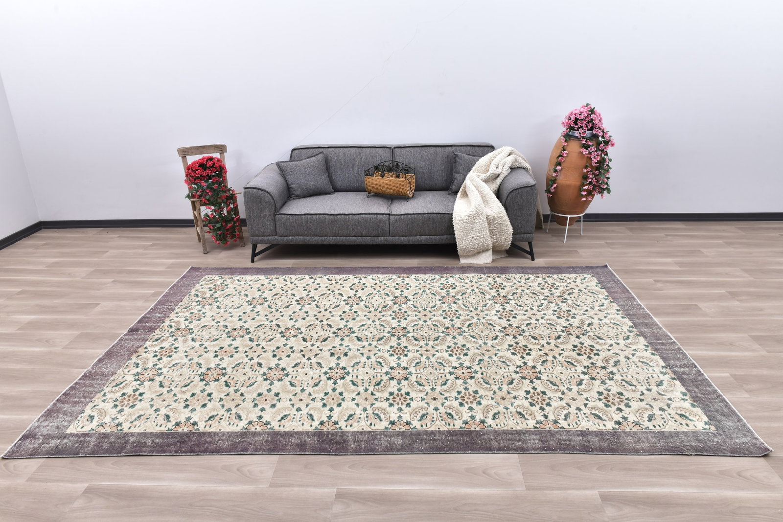 6'9'' x 10'7'' Unique Handmade Vintage Rug - 242371: Title: 6'9'' x 10'7'' Unique Handmade Vintage Rug - 242371 Description:6'9'' x 10'7'' Unique Handmade Vintage Rug - 242371 Origin:Turkiye Date/Period:1960-90 Materials:Wool,Cotton