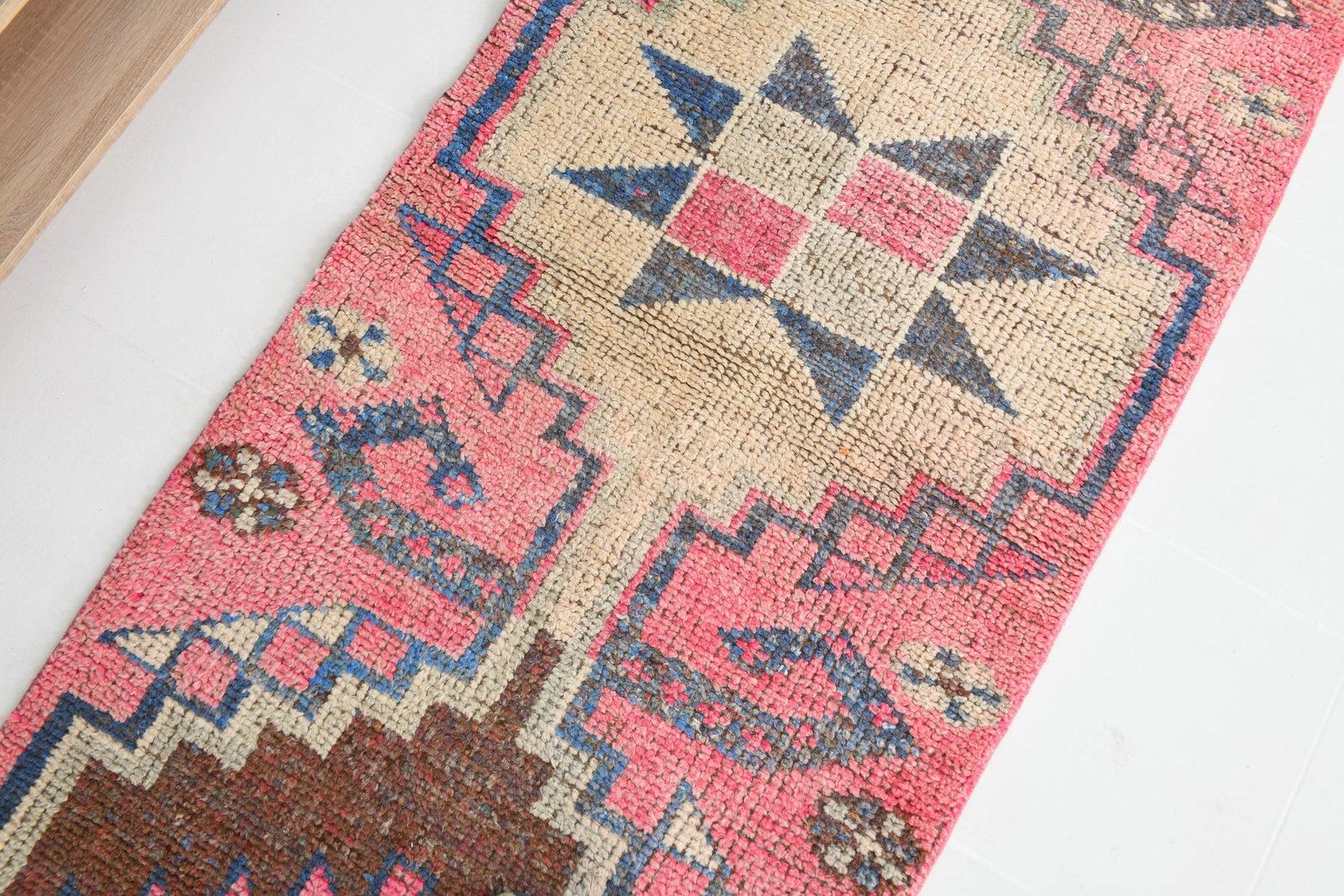 3'1'' x 10'2'' Handmade Vintage Wool Rug - 20607 - 5