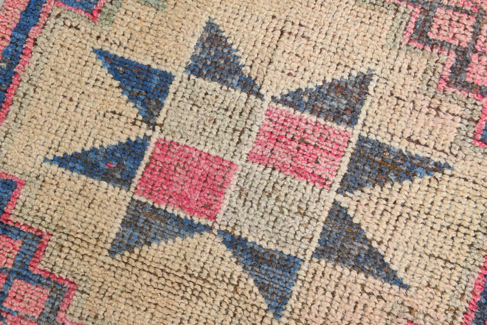 3'1'' x 10'2'' Handmade Vintage Wool Rug - 20607 - 6