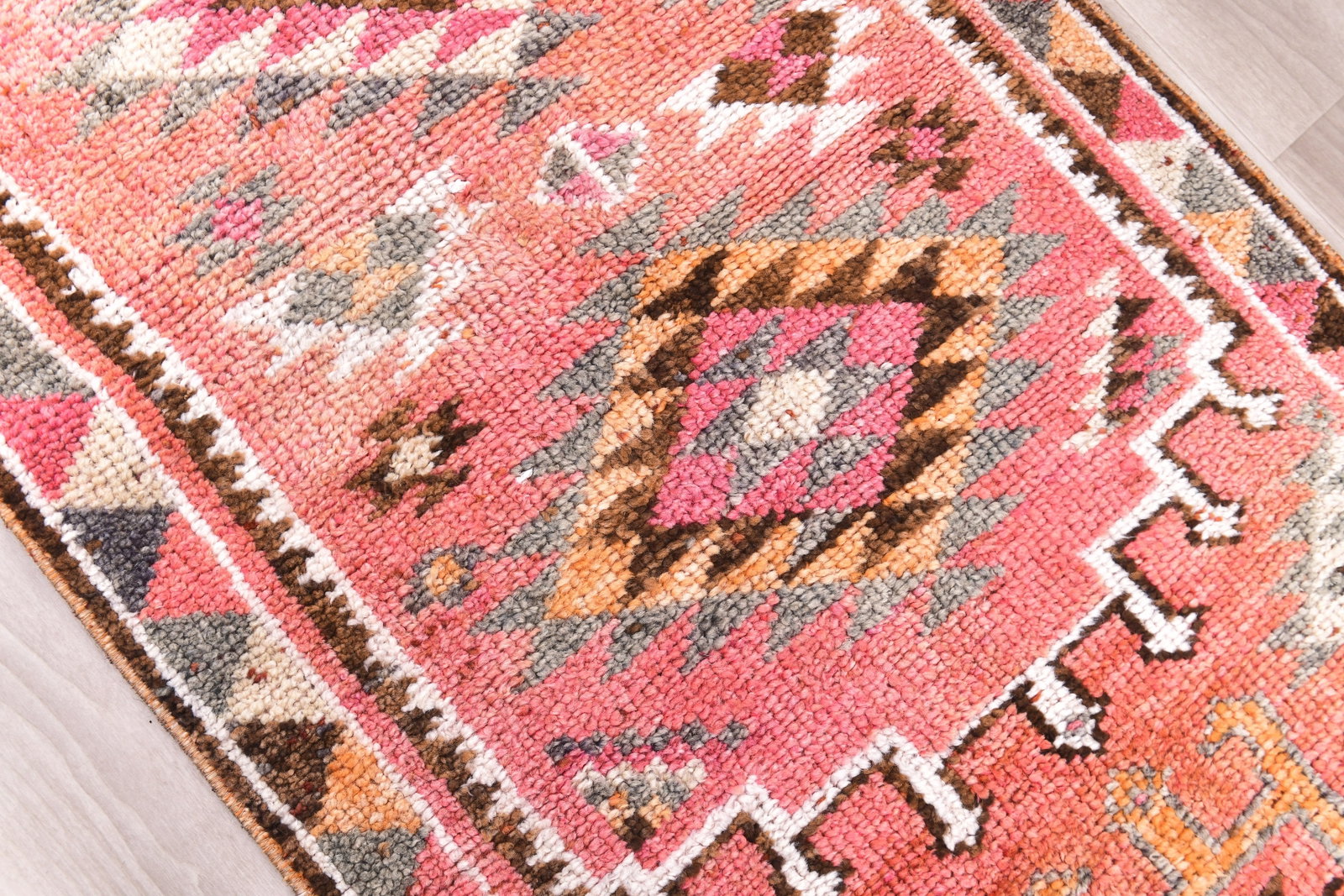 2'9'' x 11'1'' Decorative Vintage Rug - 240714 - 4