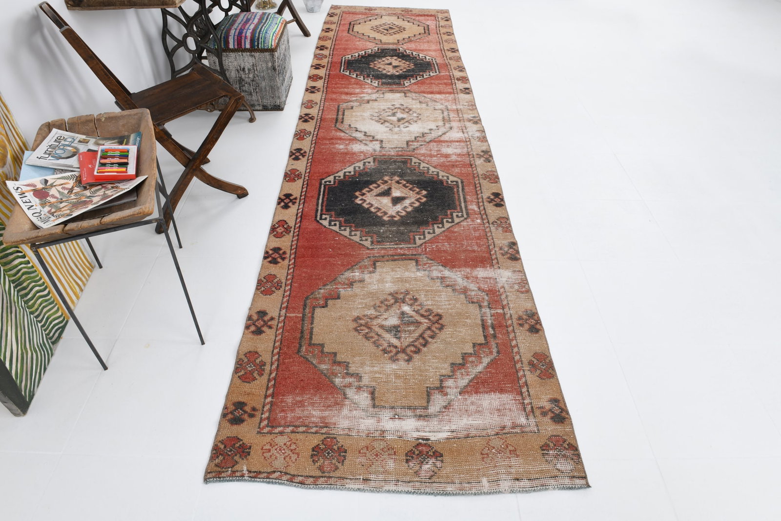 3'2'' x 13'0'' Handmade Vintage Wool Rug - 23027 - 5