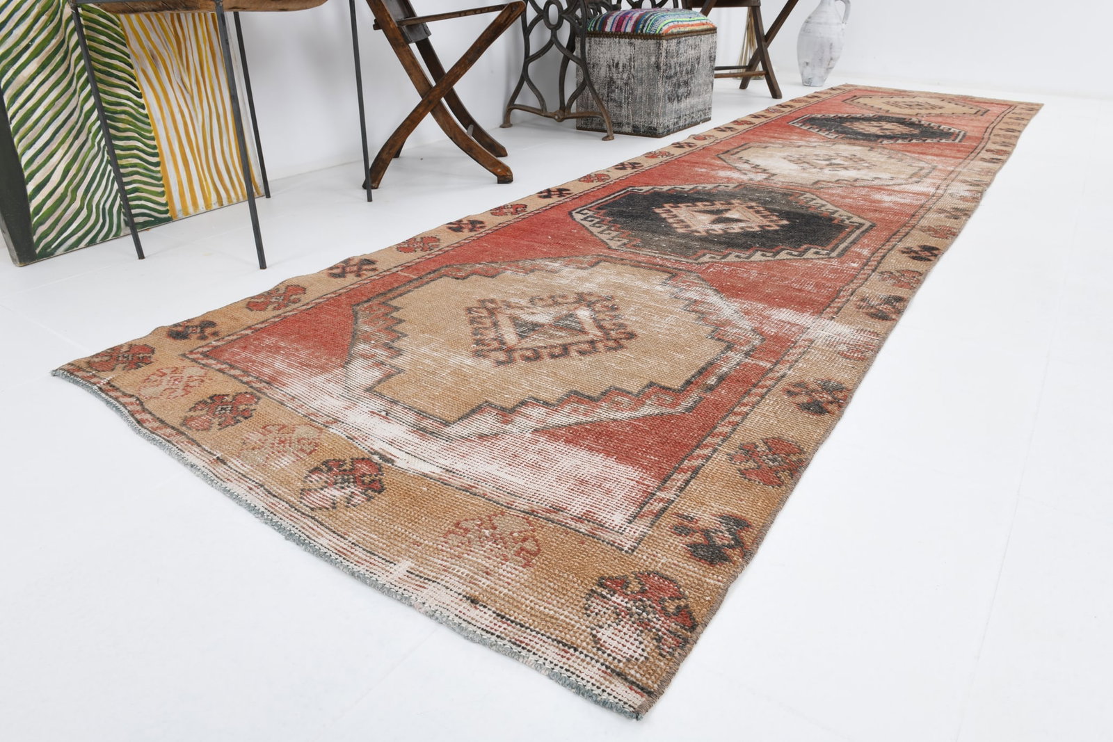 3'2'' x 13'0'' Handmade Vintage Wool Rug - 23027 - 6