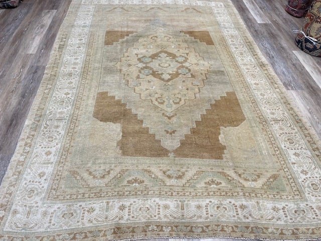 Antique Turkish Geometric Rug-4681: Title:Antique Turkish Geometric Rug-4681 Description:Beautiful antique turkish rug from central Turkey, size 6 ft. 6 inches by 9 ft. 9 inches, circa 1940 in excellent condition with all original ends 