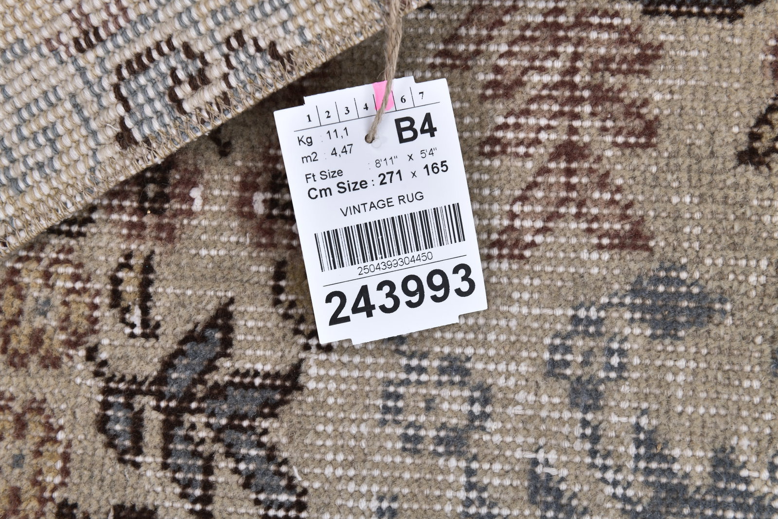 5'4'' x 8'10'' Handmade Vintage Wool Rug - 243993 - 15