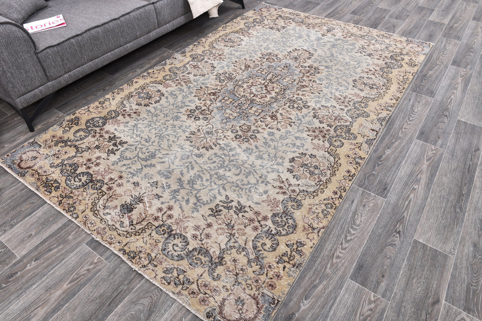 5'4'' x 8'10'' Handmade Vintage Wool Rug - 243993 - 2