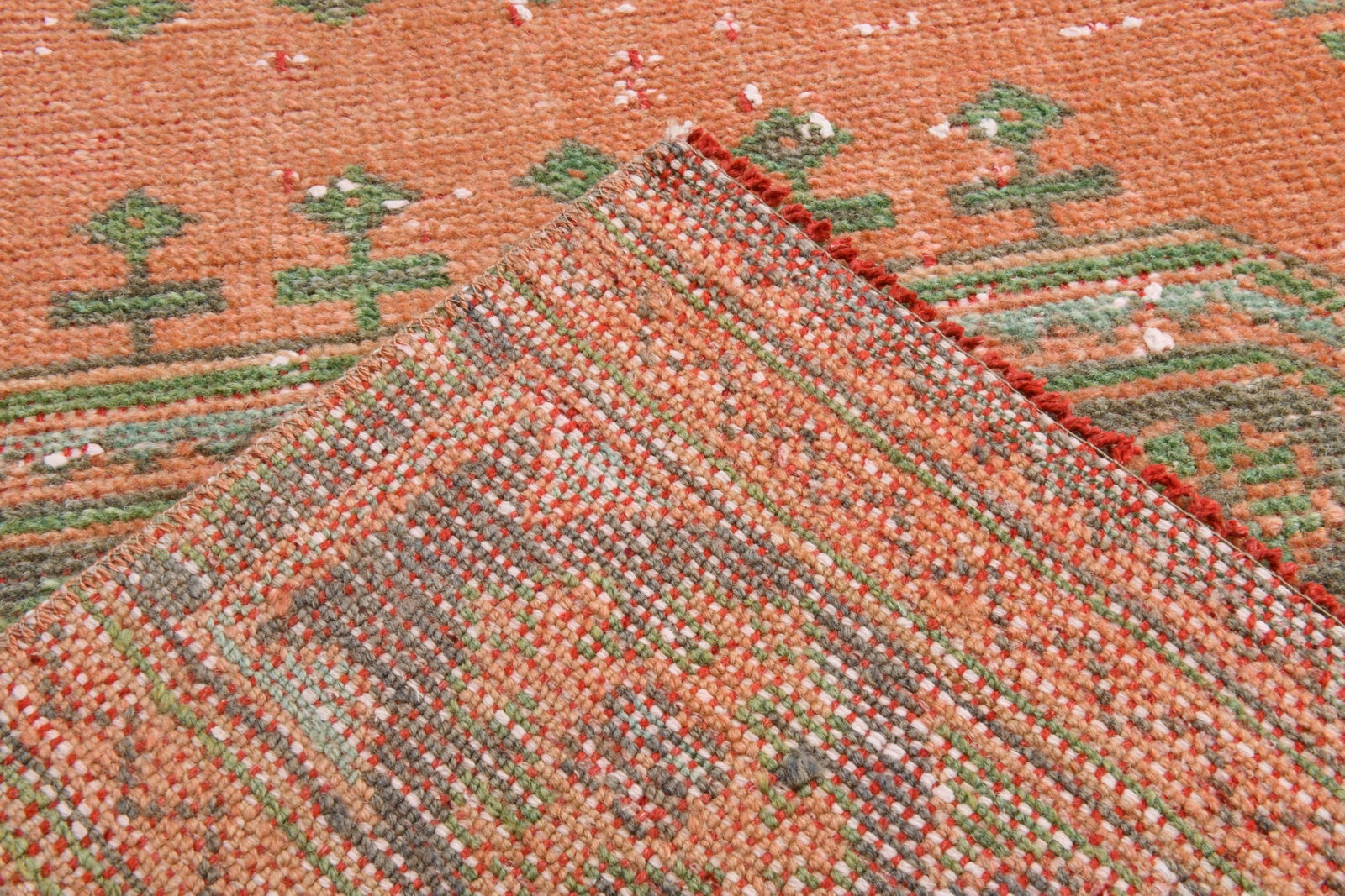 4'8'' x 8'4'' Handmade Vintage Wool Rug - 2032 - 13
