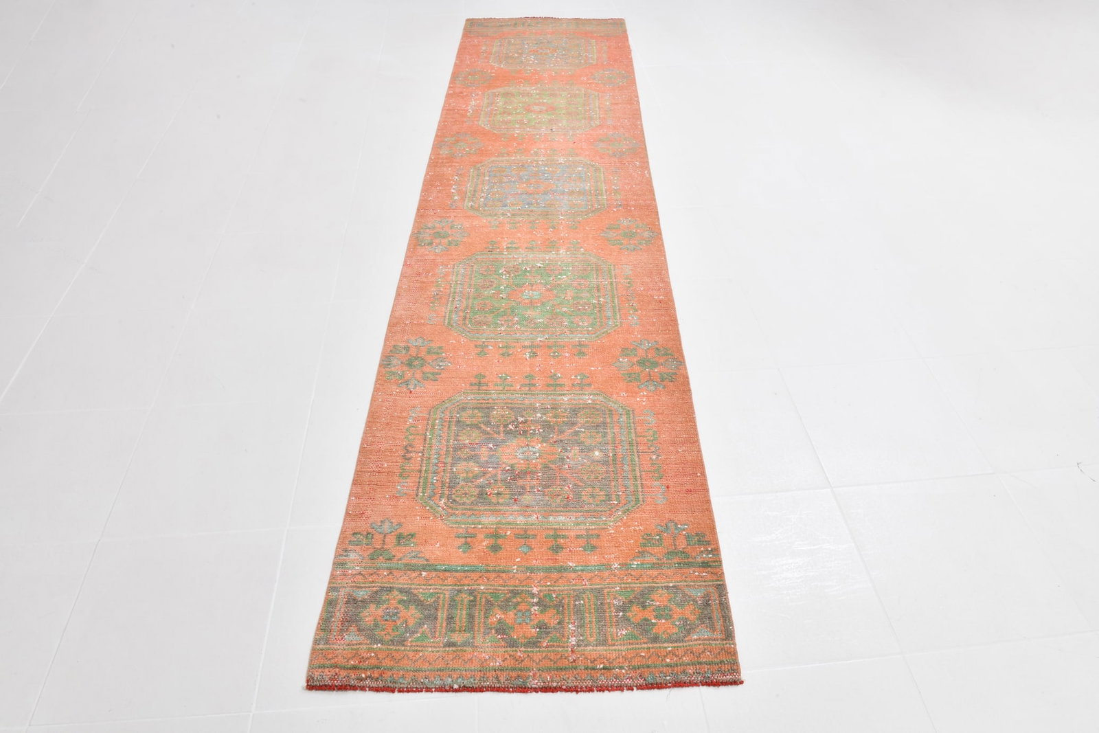4'8'' x 8'4'' Handmade Vintage Wool Rug - 2032 - 17