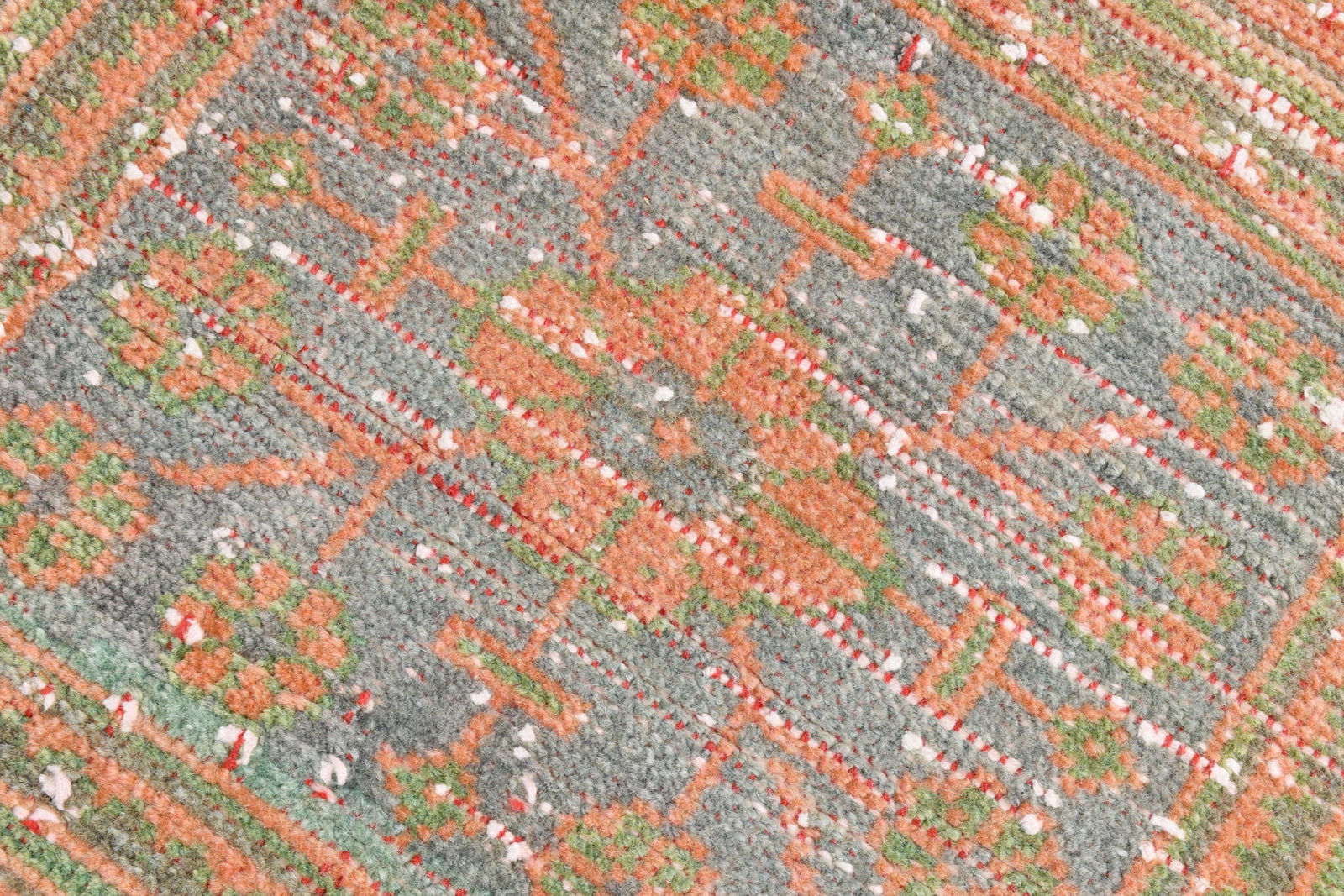4'8'' x 8'4'' Handmade Vintage Wool Rug - 2032 - 7