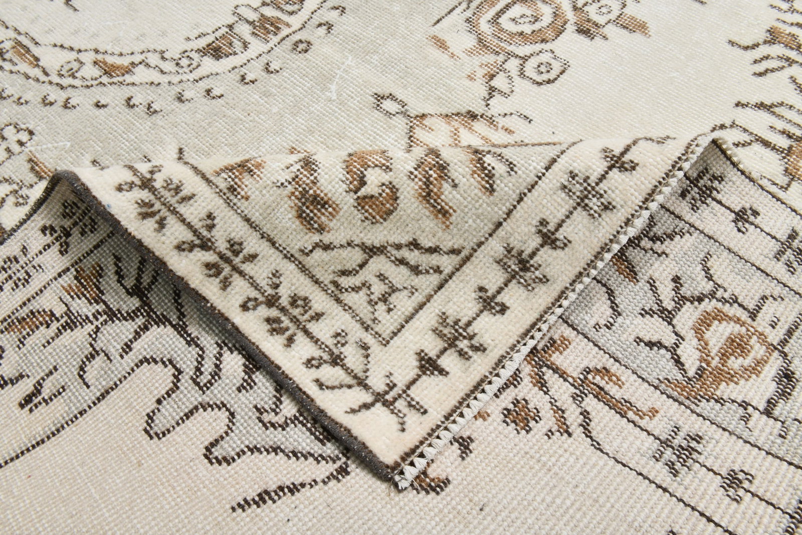 5'7'' x 9'4'' Vintage Wool Runner Rug - 22306 - 16
