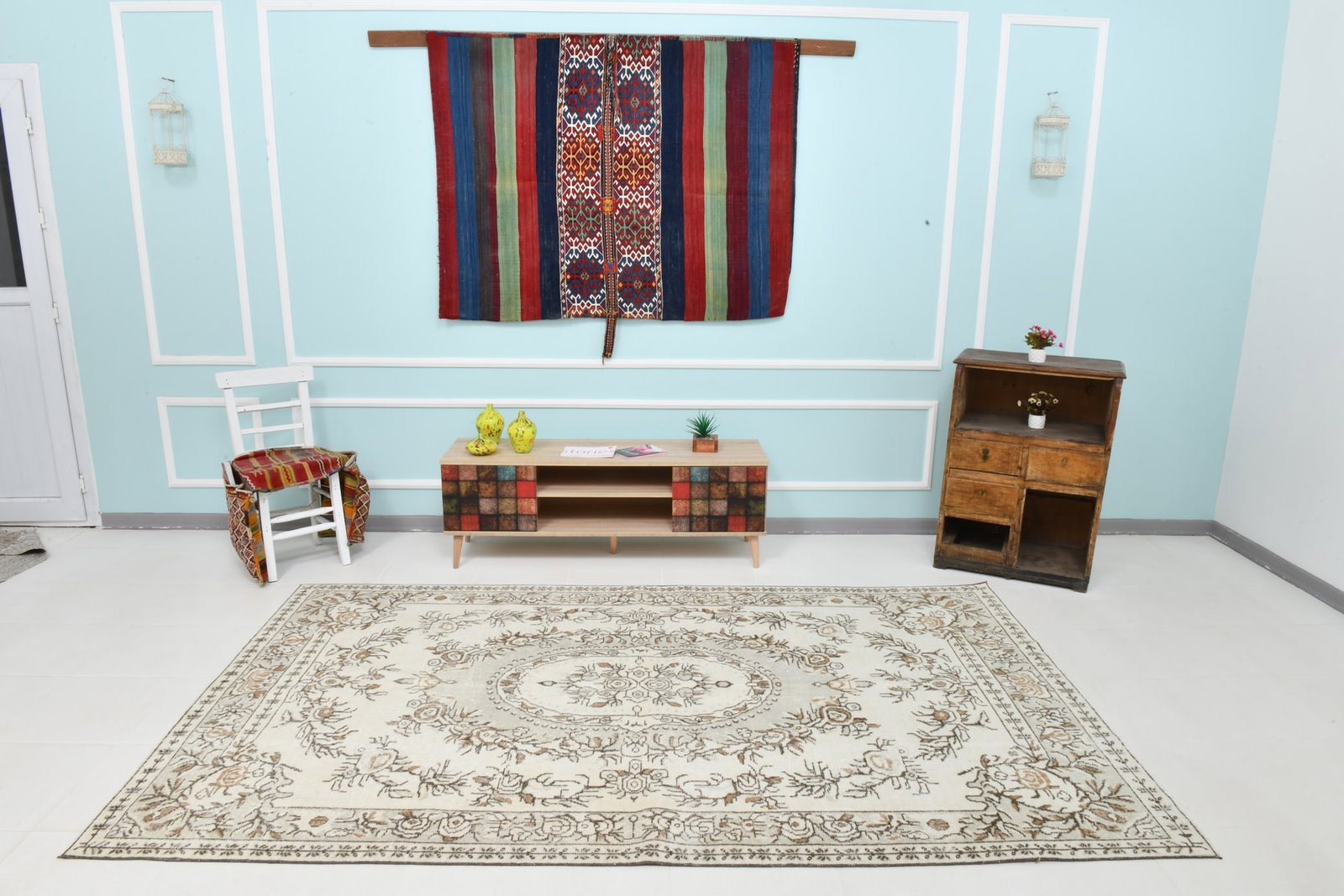 5'7'' x 9'4'' Vintage Wool Runner Rug - 22306 - 2