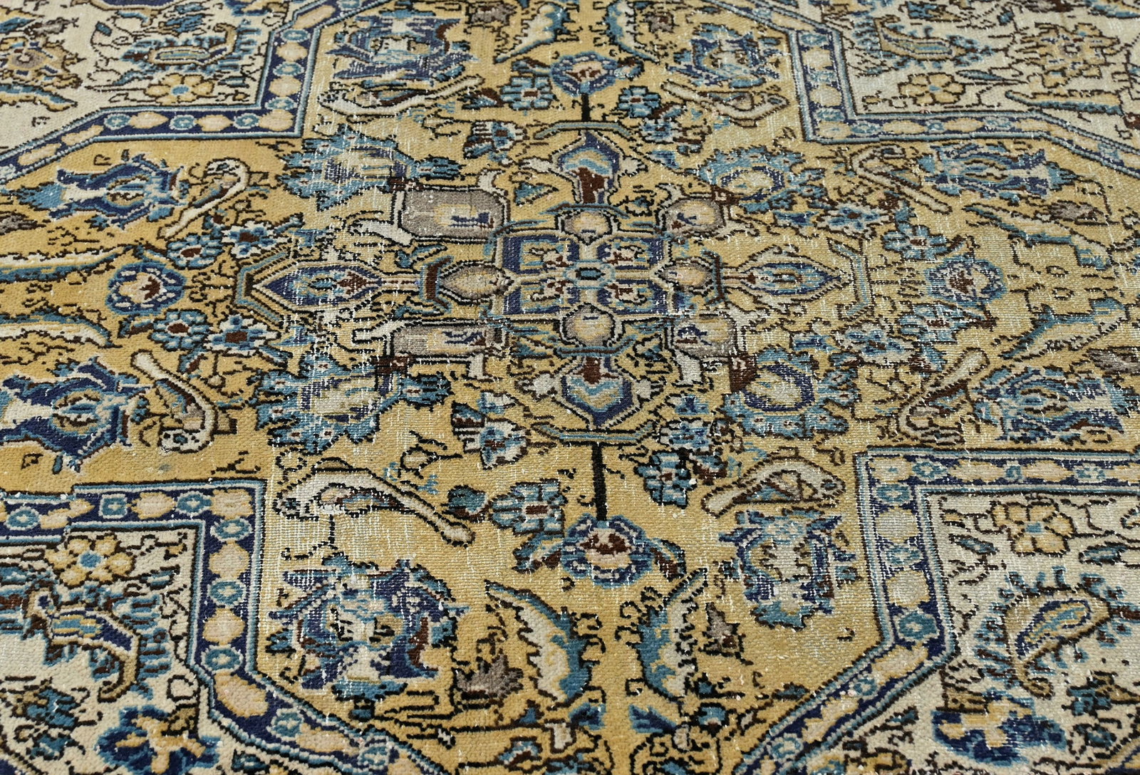 Semi Antique Cream Floral 3X6 Distressed Vintage Oriental Rug - 6