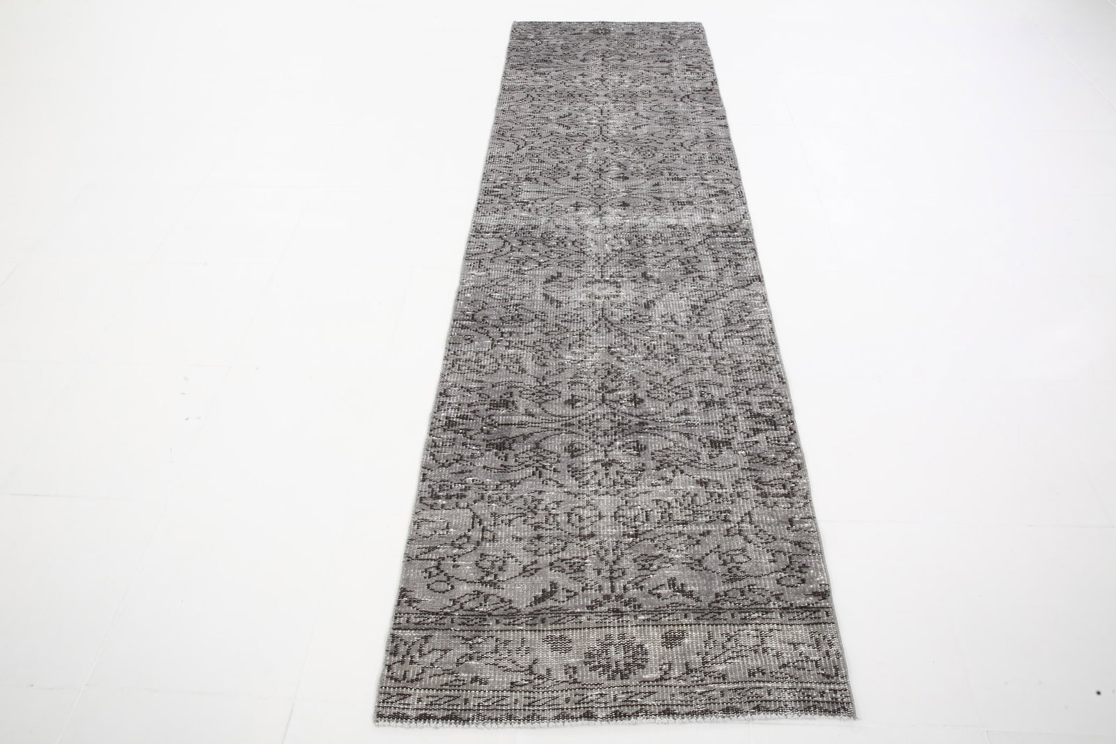2'9'' x 9'6'' Turkish Vintage Runner Rug - 2995 - 2