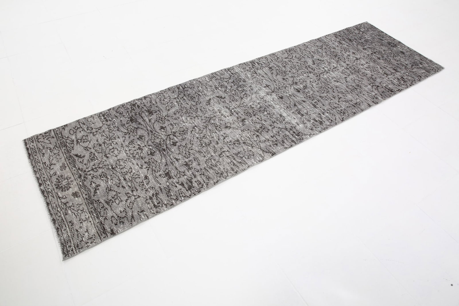 2'9'' x 9'6'' Turkish Vintage Runner Rug - 2995 - 6