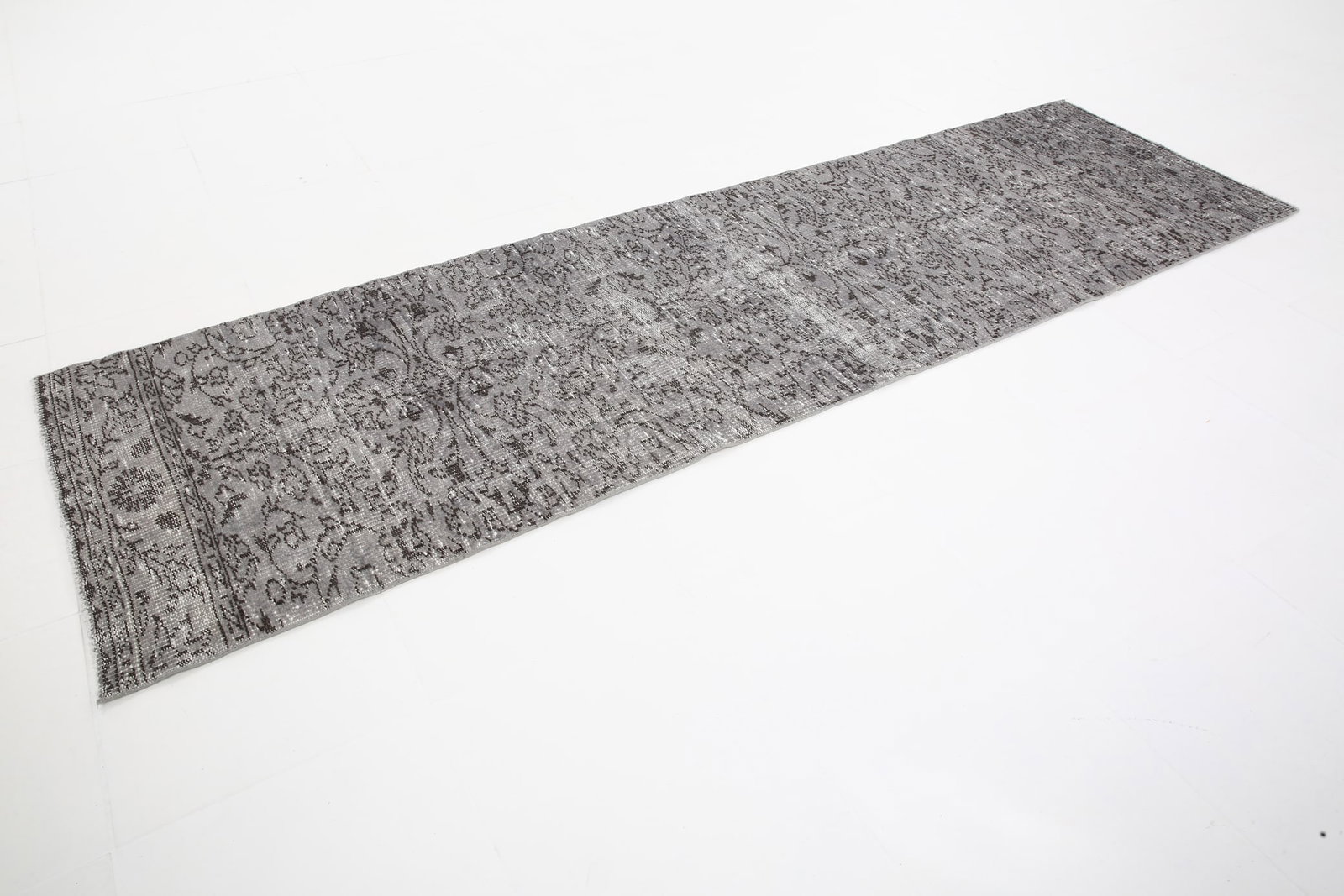 2'9'' x 9'6'' Turkish Vintage Runner Rug - 2995 - 7