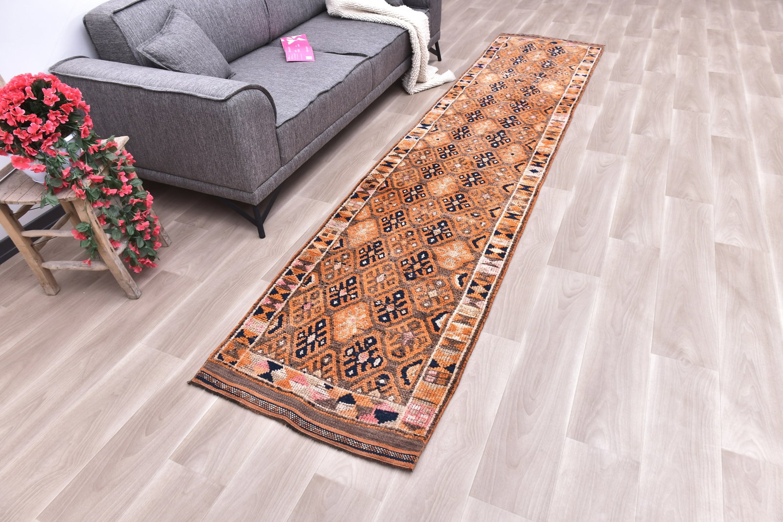 2'8'' x 12'3'' Vintage Wool Runner Rug - 240693 - 2