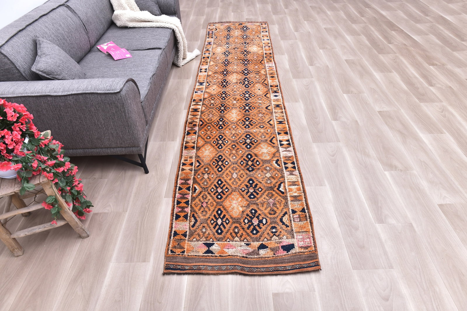 2'8'' x 12'3'' Vintage Wool Runner Rug - 240693 - 3
