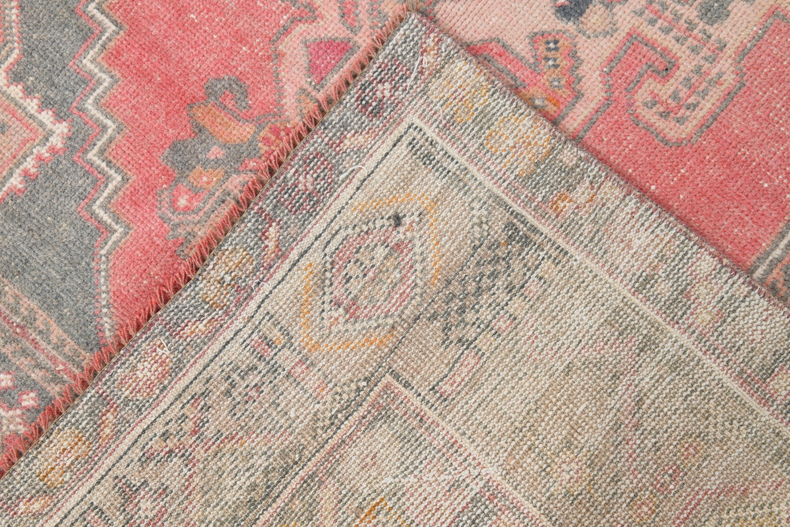 4'3'' x 7'5'' Turkish Vintage Runner Rug - 20526 - 12