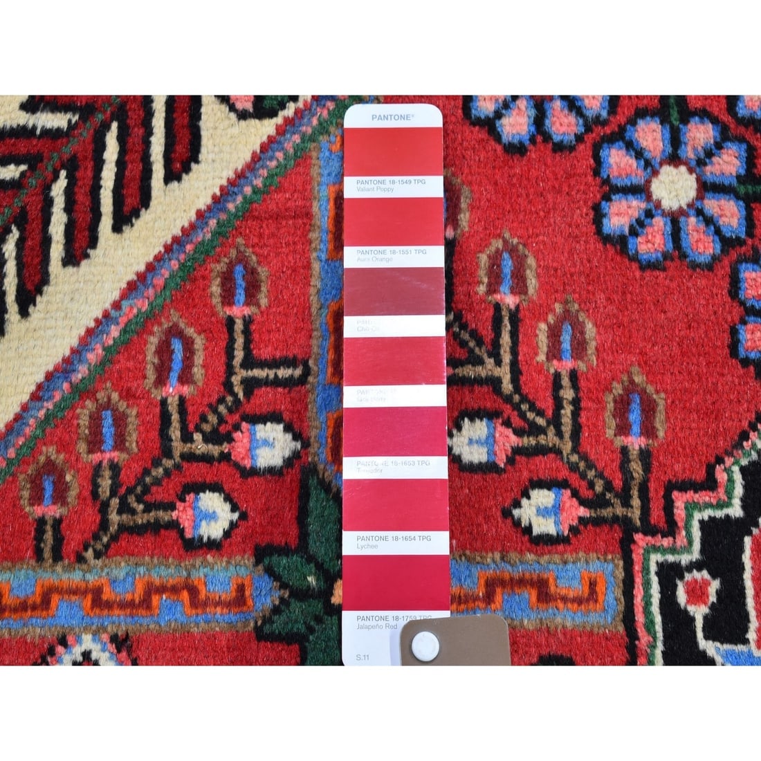 Red Vintage Persian Hamadan Excellent Condition Tribal Design Wool Rug (1 of 5)