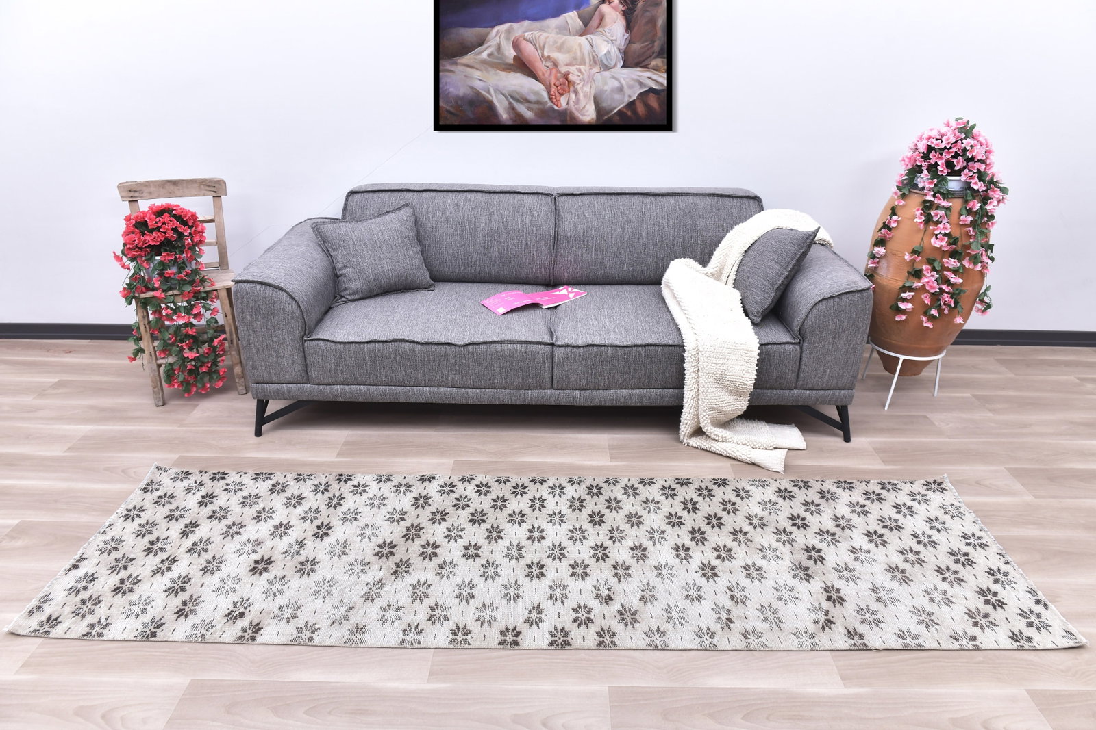 2'6'' x 8'11'' Vintage Wool Runner Rug - 240710: Title: 2'6'' x 8'11'' Vintage Wool Runner Rug - 240710 Description:2'6'' x 8'11'' Vintage Wool Runner Rug - 240710 Origin:Turkiye Date/Period:1960-90 Materials:Wool,Cotton Dimension:2'6''x8'11'' ft, 7
