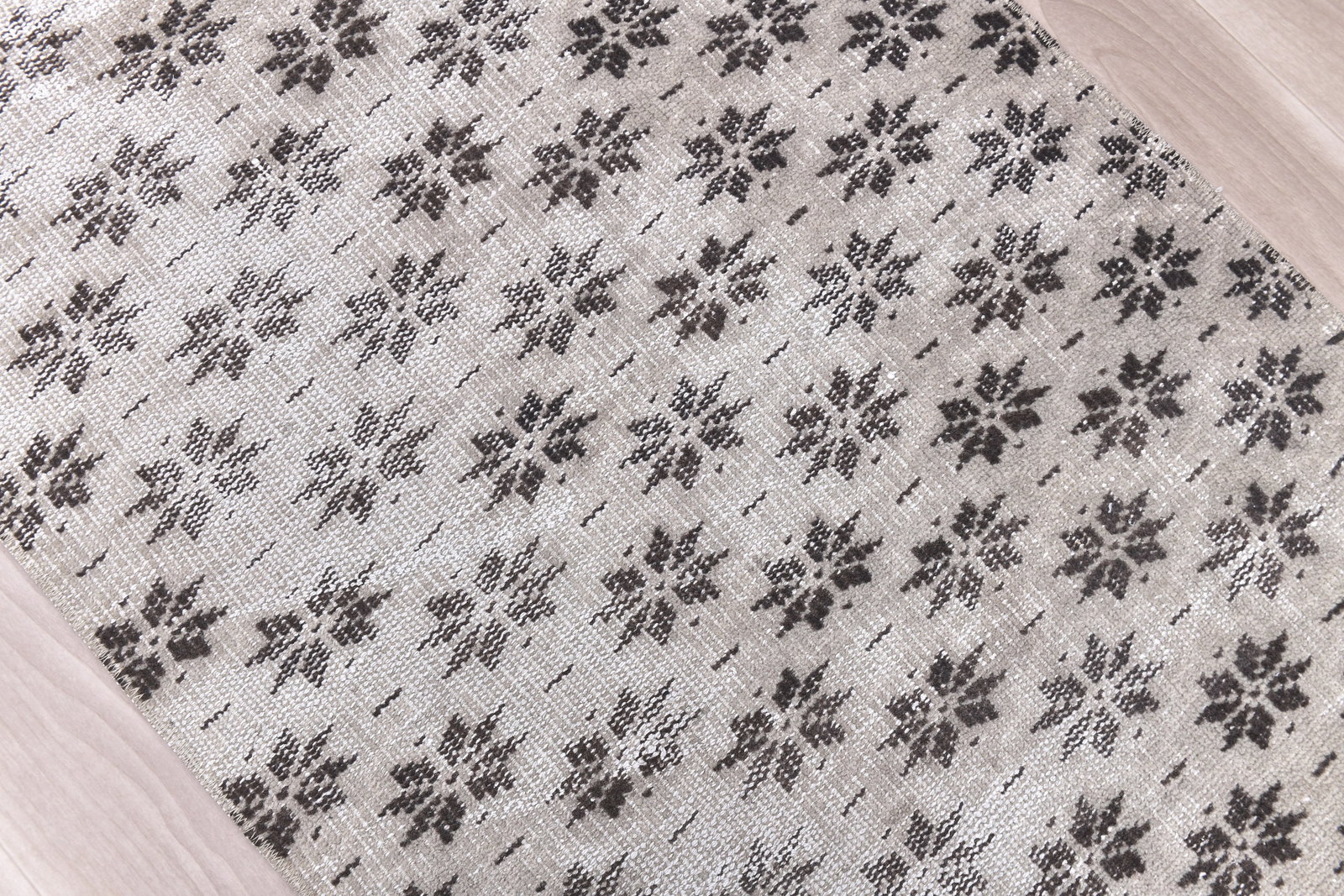 2'6'' x 8'11'' Vintage Wool Runner Rug - 240710 - 4