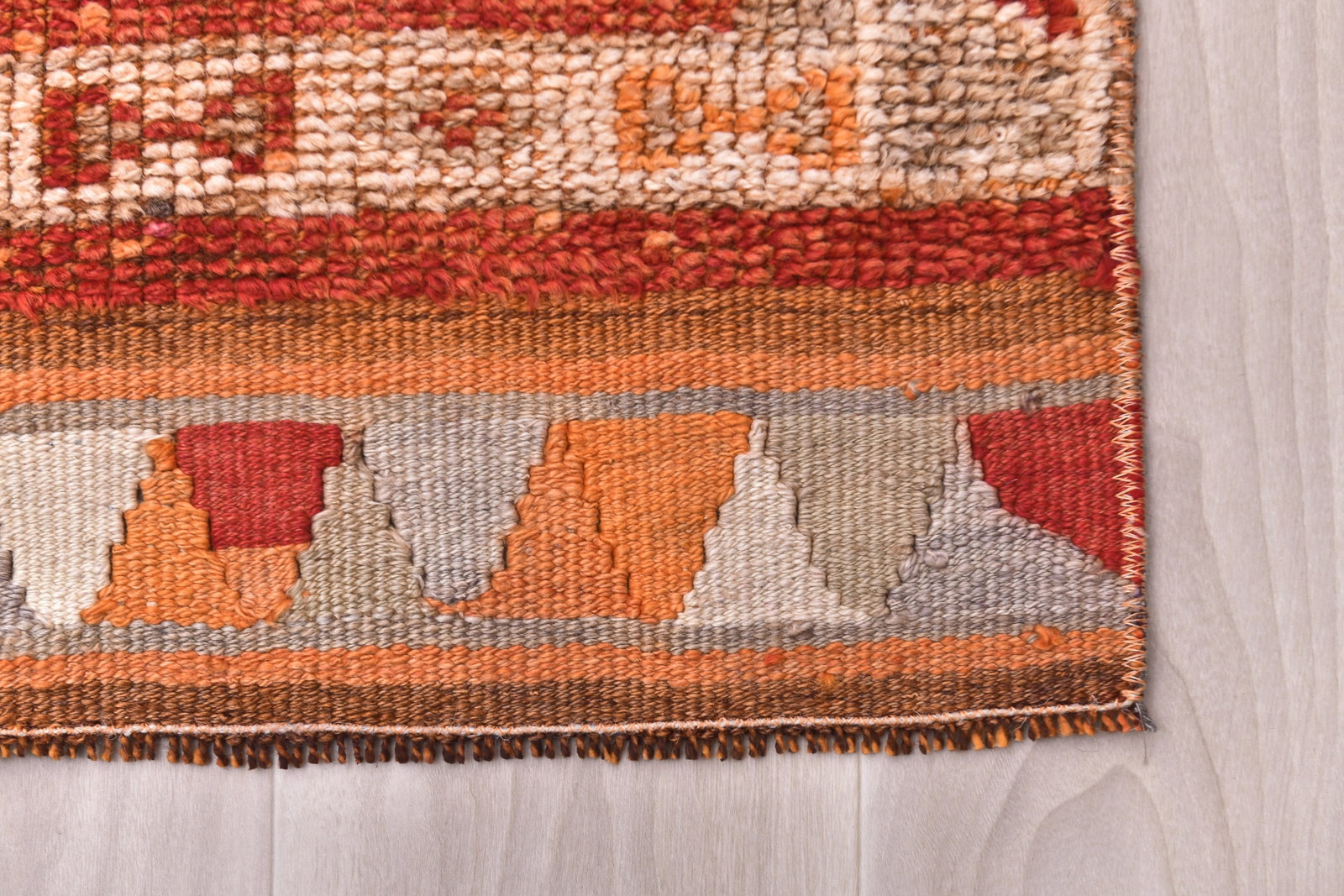 2'6'' x 10'5'' Vintage Wool Runner Rug - 240697 - 10