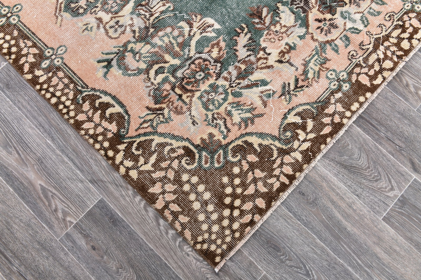 5'8'' x 9'5'' Handmade Vintage Wool Rug - 243969 - 7