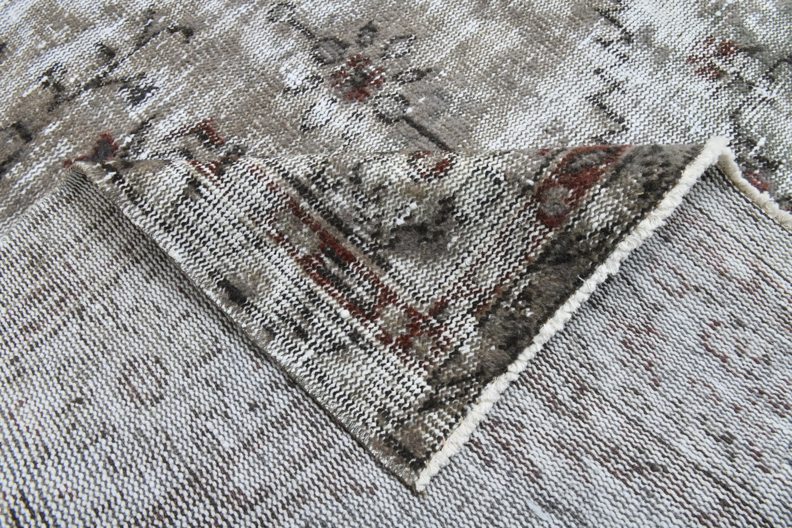 6'2'' x 10'3'' Handmade Vintage Wool Rug - 6633 - 17