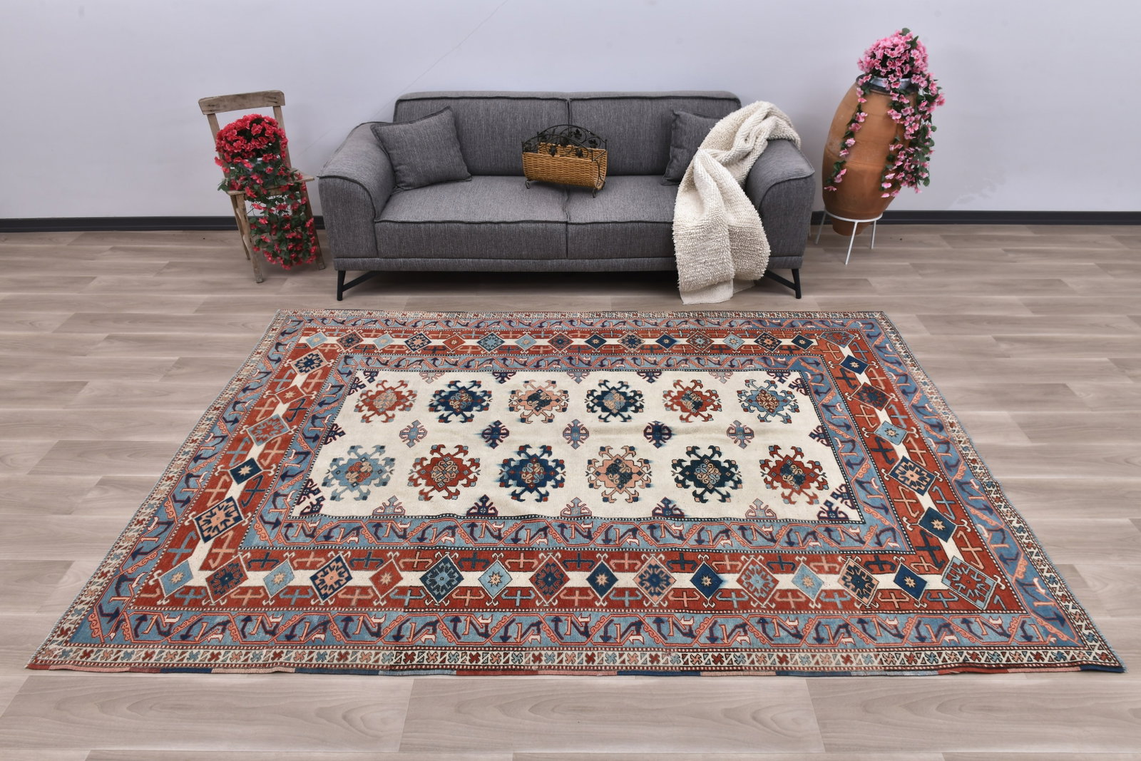 6'7'' x 9'4'' Handmade Vintage Wool Rug - 242477: Title: 6'7'' x 9'4'' Handmade Vintage Wool Rug - 242477 Description:6'7'' x 9'4'' Handmade Vintage Wool Rug - 242477 Origin:Turkiye Date/Period:1960-90 Materials:Wool,Cotton Dimension:6'7''x9'4'' ft, 