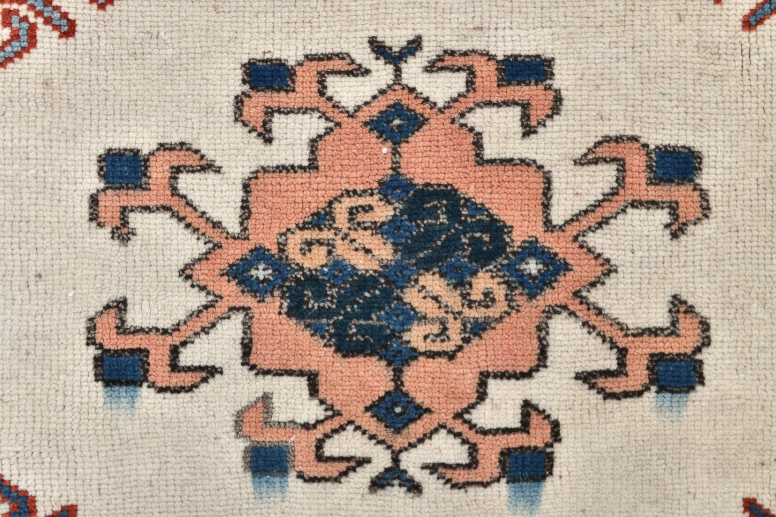 6'7'' x 9'4'' Handmade Vintage Wool Rug - 242477 - 6
