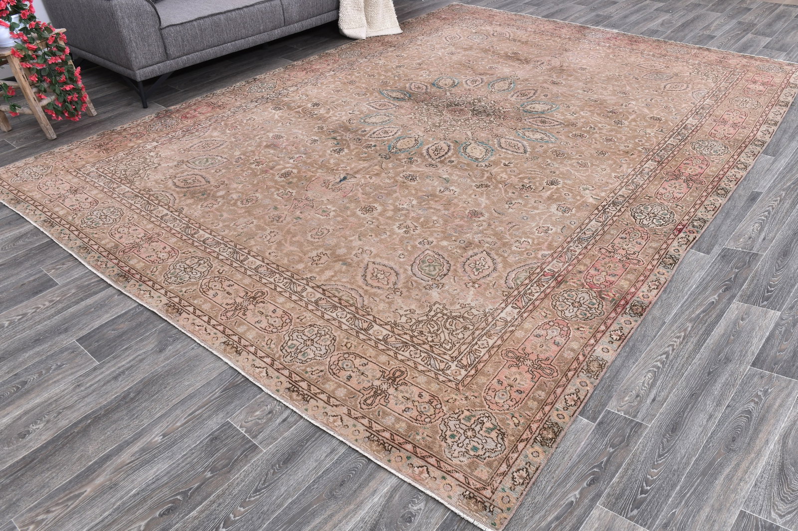 9'5'' x 13'1'' Unique Handmade Vintage Rug - 242394 - 2