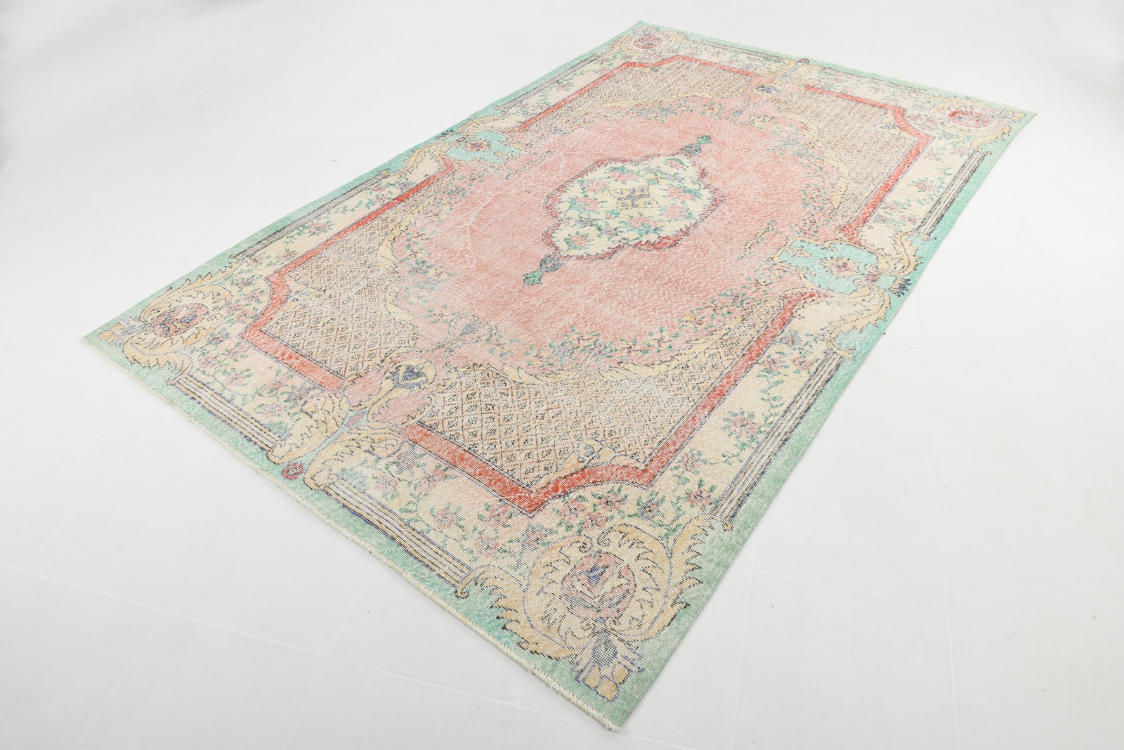 6'6'' x 10'2'' Handmade Vintage Wool Rug - 4679 - 20