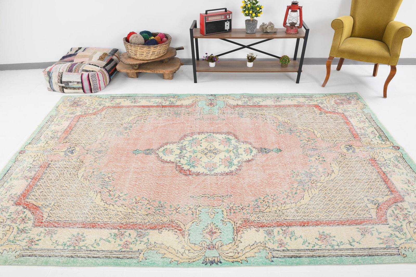 6'6'' x 10'2'' Handmade Vintage Wool Rug - 4679 - 3