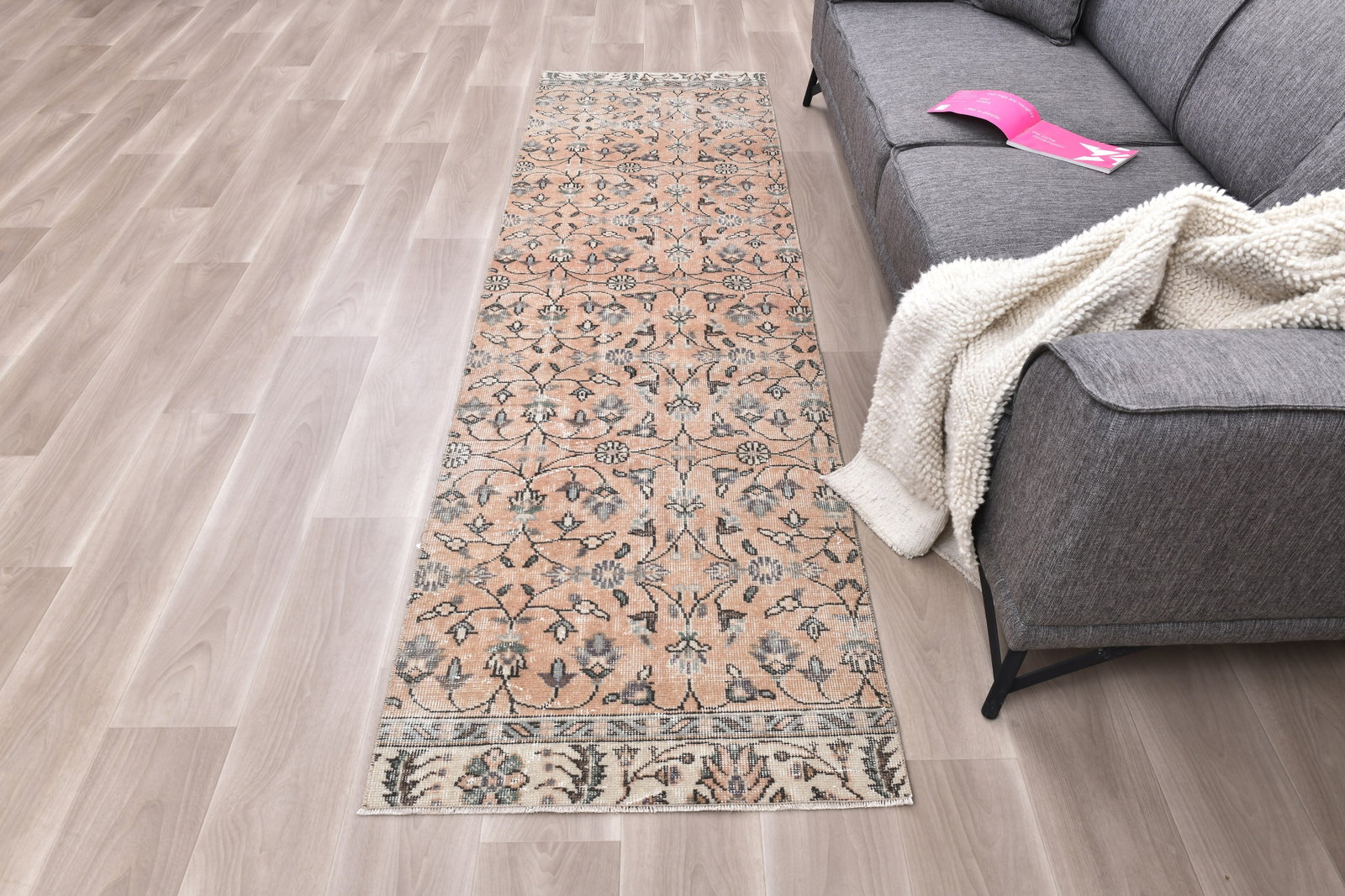 2'7'' x 8'8'' Handmade Vintage Wool Rug - 242370 - 3