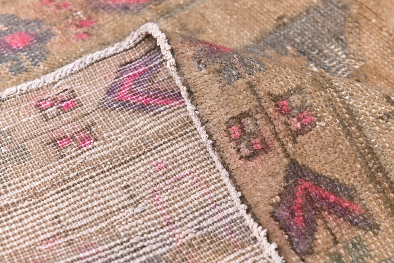 3'9'' x 8'2'' Turkish Vintage Runner Rug - 1872 - 11