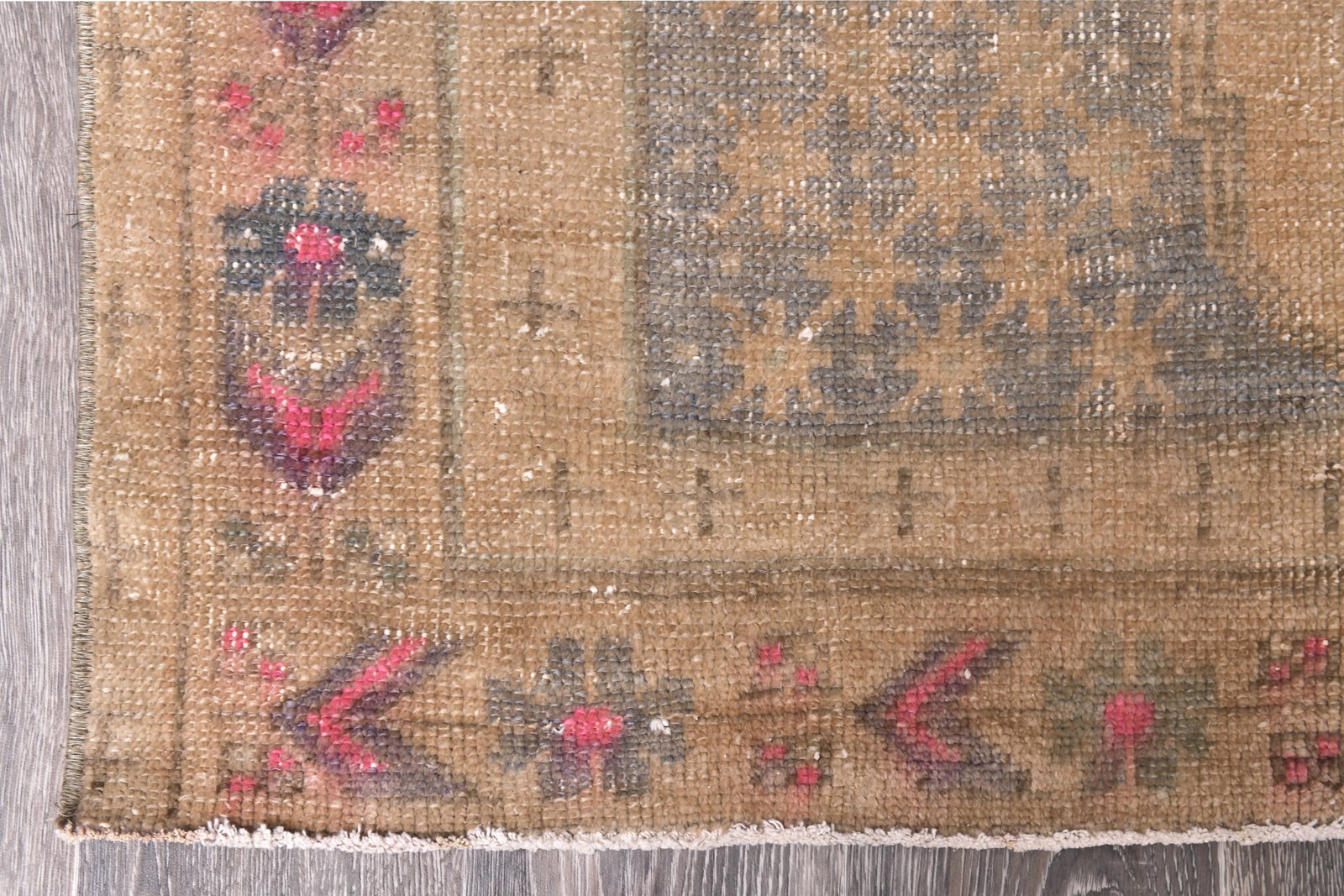 3'9'' x 8'2'' Turkish Vintage Runner Rug - 1872 - 7