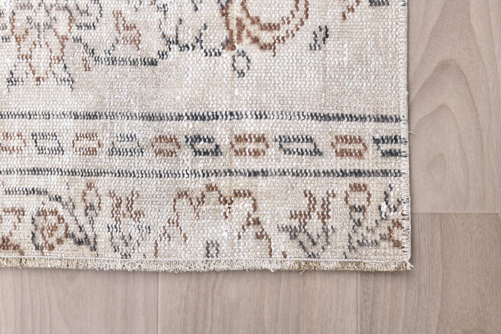 2'5'' x 4'11'' Turkish Vintage Runner Rug - 242377 - 10