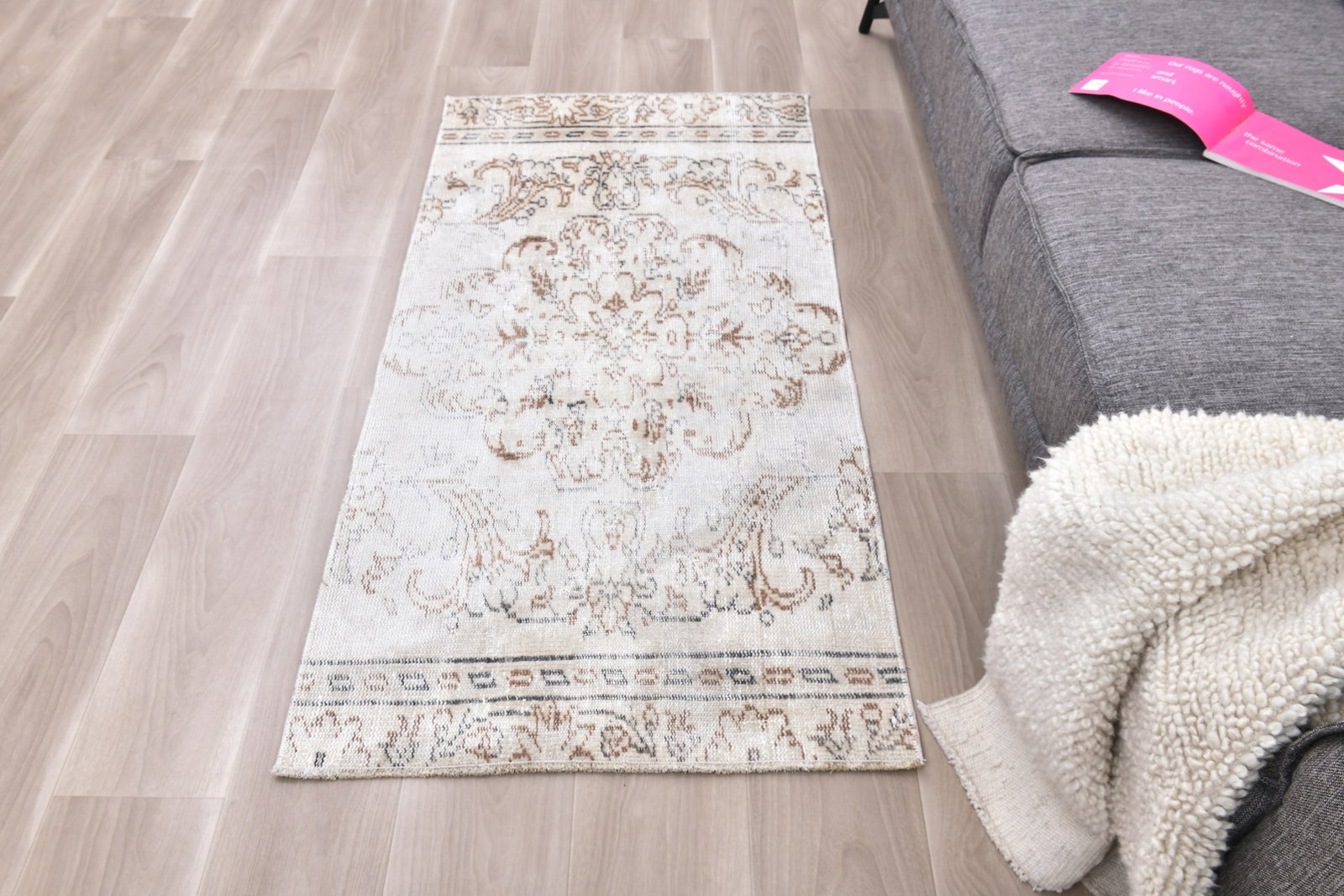 2'5'' x 4'11'' Turkish Vintage Runner Rug - 242377 - 3