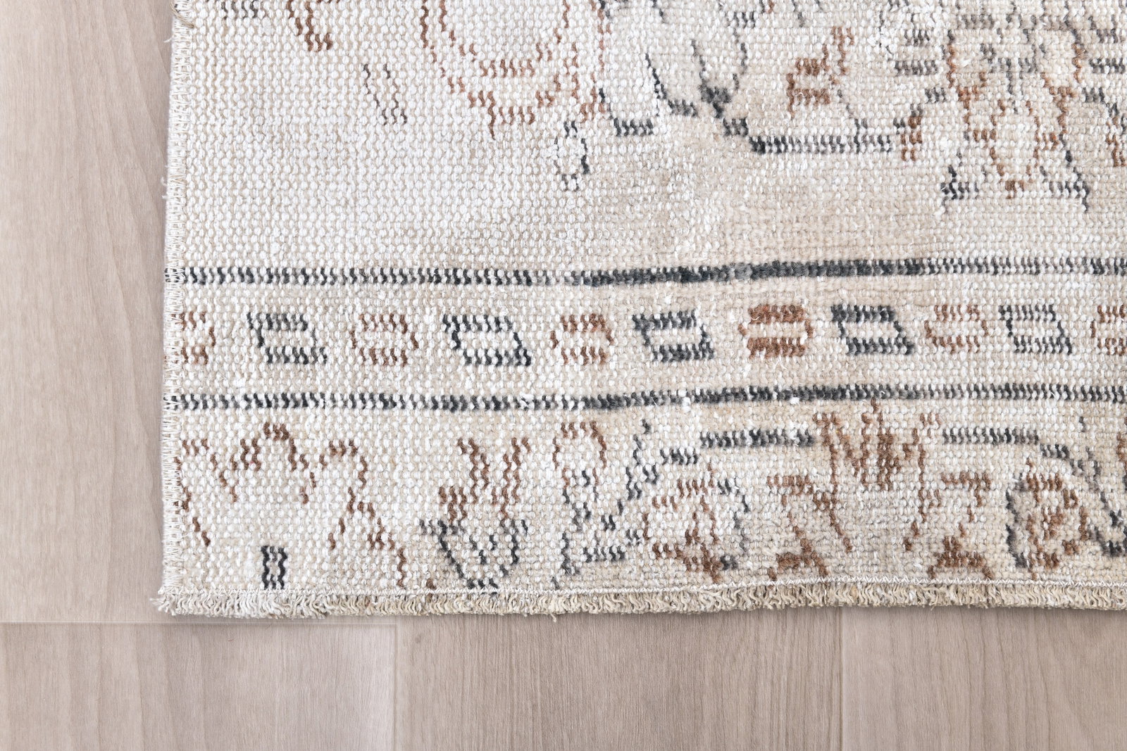 2'5'' x 4'11'' Turkish Vintage Runner Rug - 242377 - 8